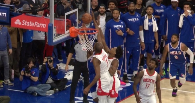 亚博体育APP-火箭76人裁判报告:漏吹杜兰特明显干扰球 加时杜兰特被犯规漏吹