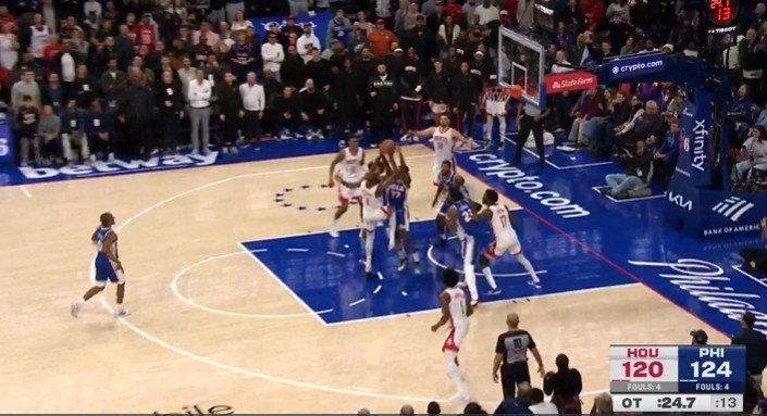 亚博体育APP-火箭76人裁判报告:漏吹杜兰特明显干扰球 加时杜兰特被犯规漏吹