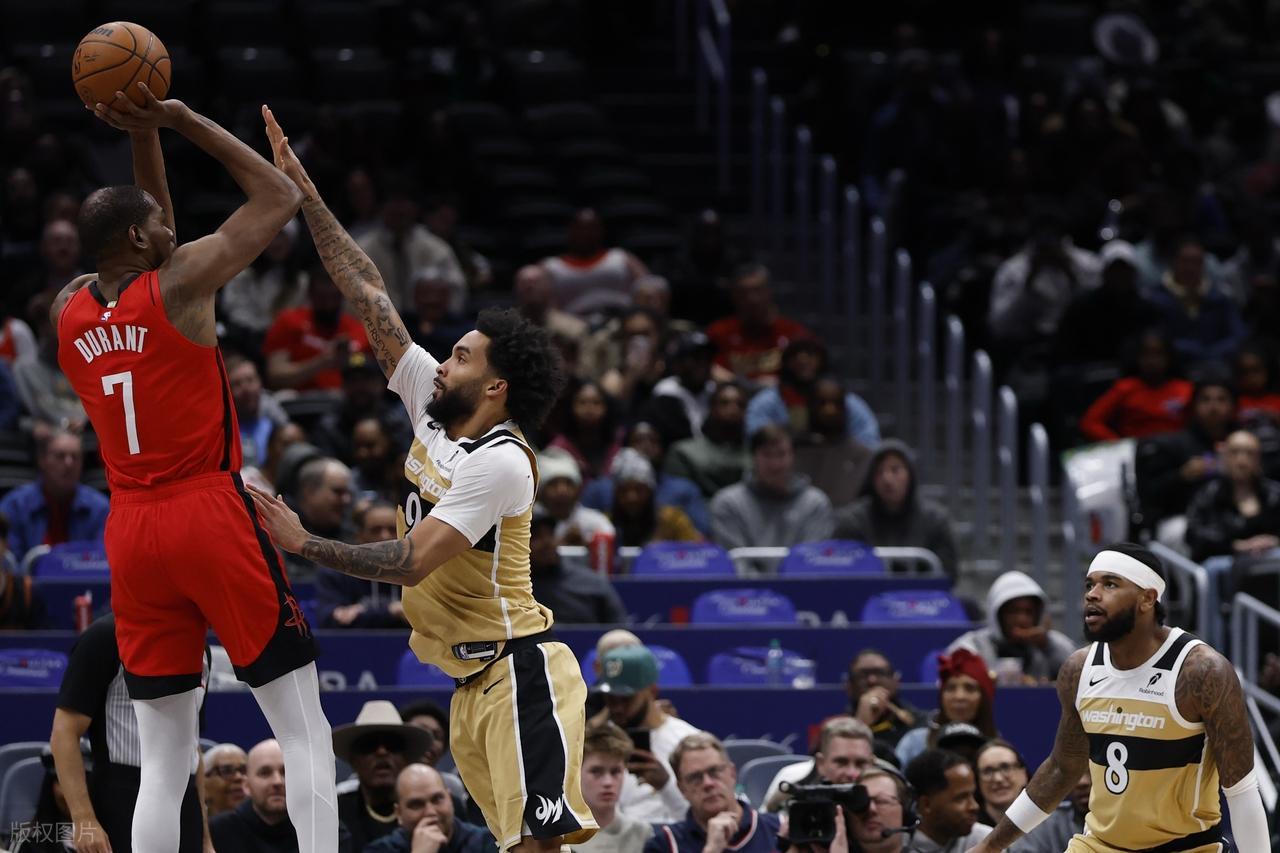 亚博体育平台-伊森被驱逐！火箭123-118胜奇才，谁是赢球功臣？数据不会说谎