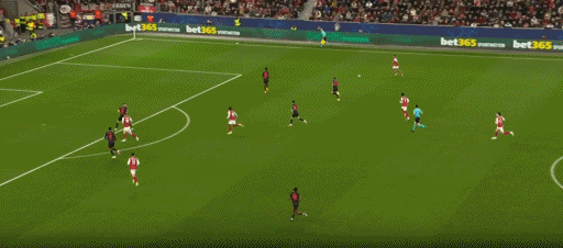 亚博体育app登录-热闻|哈弗茨点球绝平旧主！阿森纳1-1勒沃库森，欧冠8连胜终结